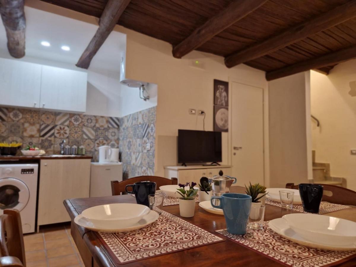 House Of The Night Apartment Napoli Bagian luar foto